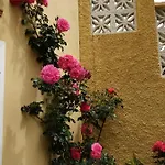 Humboldt Villa *